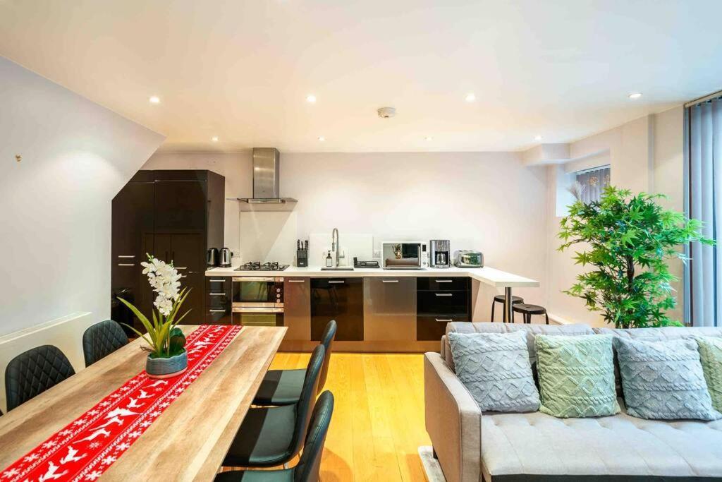 Sweet 3Brs House Close To Oxford & Soho London Eksteriør billede