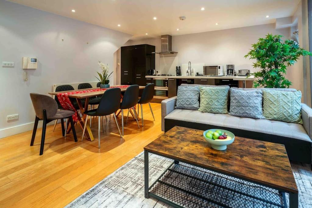 Sweet 3Brs House Close To Oxford & Soho London Eksteriør billede