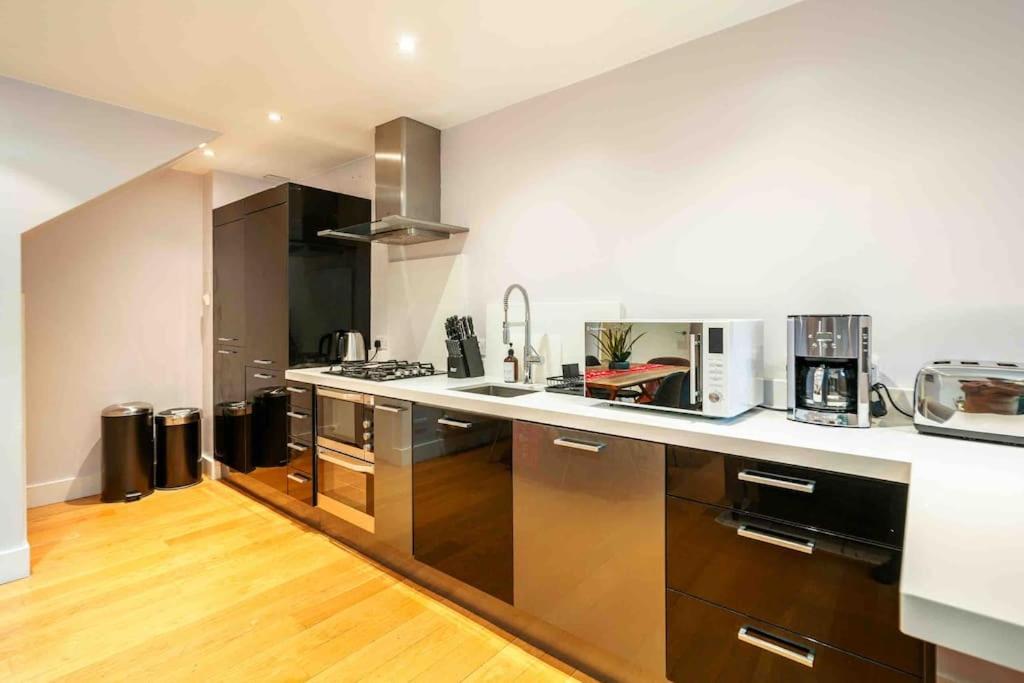 Sweet 3Brs House Close To Oxford & Soho London Eksteriør billede